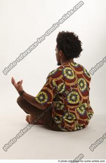 04 2018 01 GARSON AFRICAN SITTING POSE MEDITATION